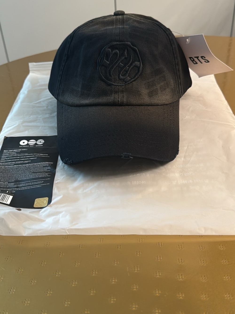 BTS official Arirang tour hat new with tag and bag